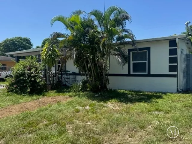Продажа дома по адресу 12610 NW 23rd Ave - фото 9334444