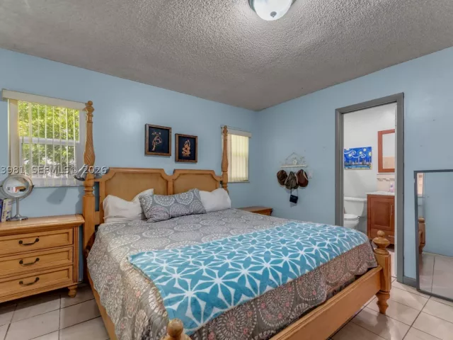 Продажа дома по адресу 9618 SW 3rd Ln 18 - фото 9339023