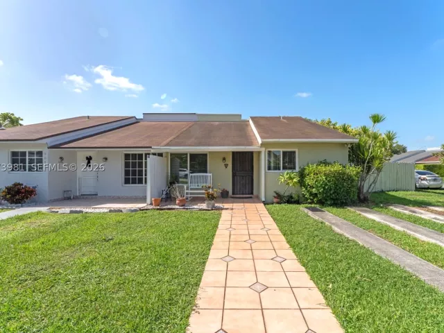 Продажа дома по адресу 9618 SW 3rd Ln 18 - фото 9339008