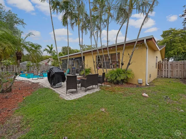 Продажа дома по адресу 5009 SW 104th Ave - фото 9341670