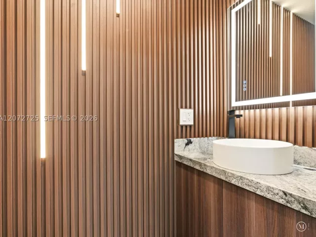 Продажа дома по адресу 10201 SW 64th St - фото 9336774