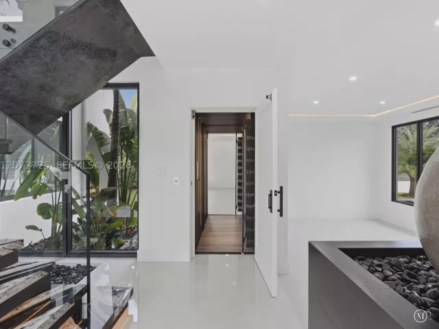 Продажа дома по адресу 10201 SW 64th St - фото 9336775