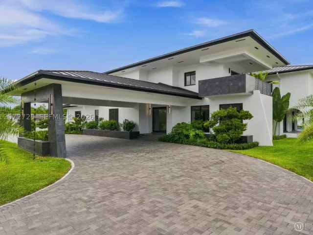 Продажа дома по адресу 10201 SW 64th St - фото 9336758