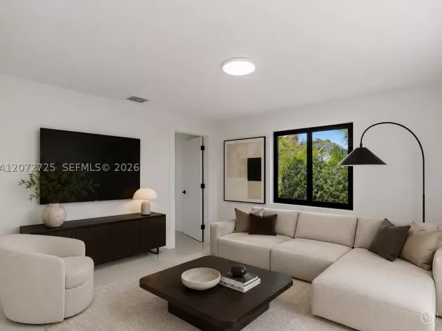 Продажа дома по адресу 10201 SW 64th St - фото 9336815