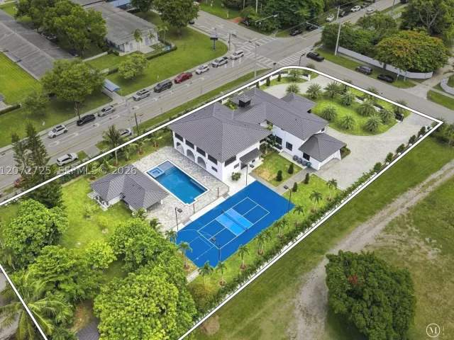 Продажа дома по адресу 10201 SW 64th St - фото 9336840