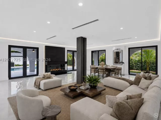 Продажа дома по адресу 10201 SW 64th St - фото 9336761