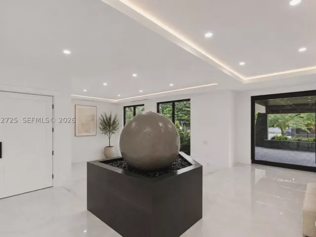 Продажа дома по адресу 10201 SW 64th St - фото 9336763