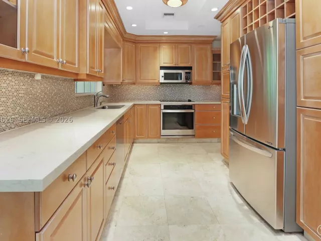 Продажа дома по адресу 1030 Polk St - фото 9333181