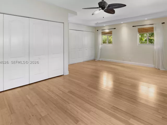 Продажа дома по адресу 1030 Polk St - фото 9333187