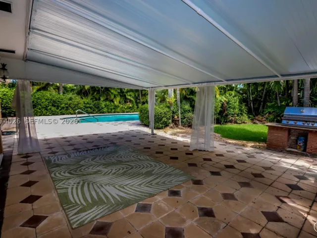 Продажа дома по адресу 1030 Polk St - фото 9333194