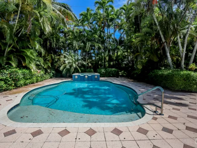 Продажа дома по адресу 1030 Polk St - фото 9333196