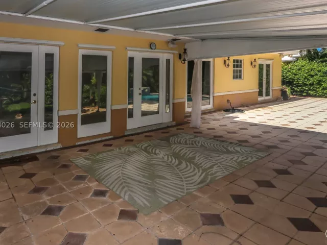 Продажа дома по адресу 1030 Polk St - фото 9333204