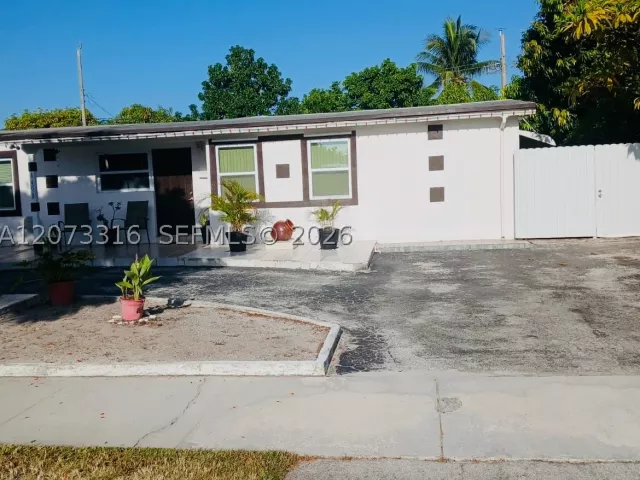 Продажа дома по адресу 4400 SW 112th Pl - фото 9335787