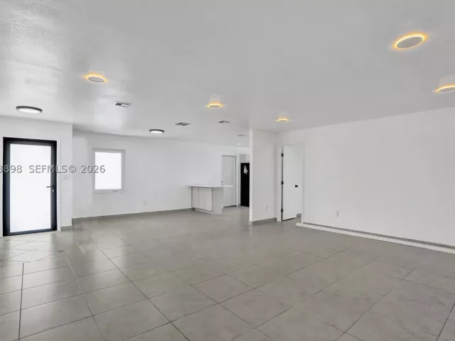 Продажа дома по адресу 12701 SW 80th St - фото 9335797