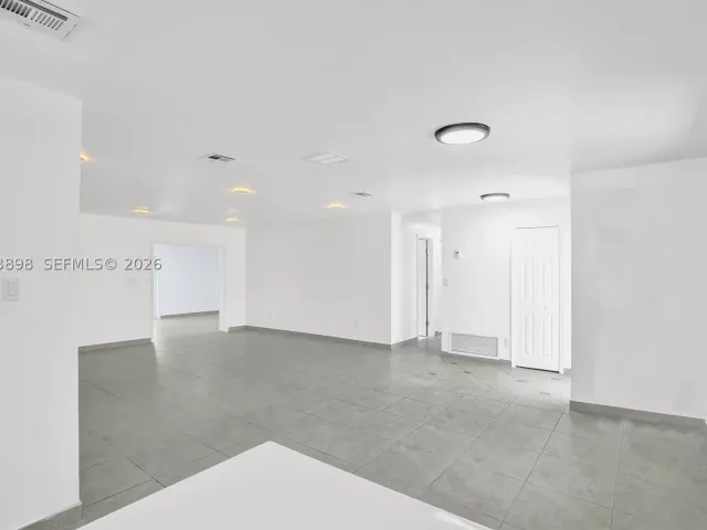 Продажа дома по адресу 12701 SW 80th St - фото 9335798