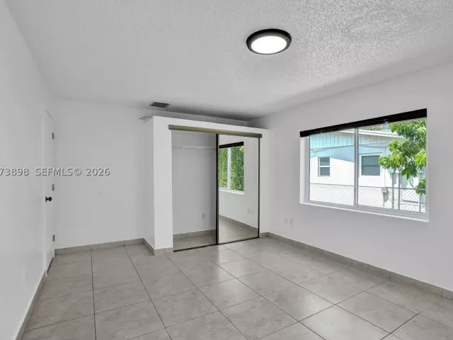 Продажа дома по адресу 12701 SW 80th St - фото 9335805