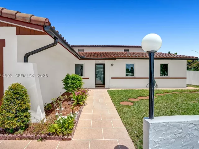 Продажа дома по адресу 12701 SW 80th St - фото 9335790