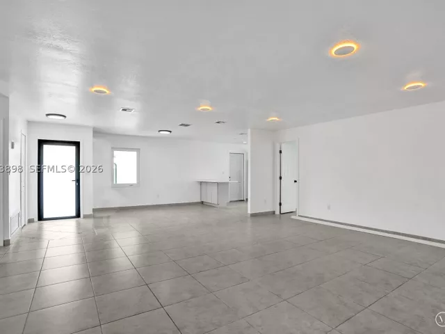 Продажа дома по адресу 12701 SW 80th St - фото 9335793