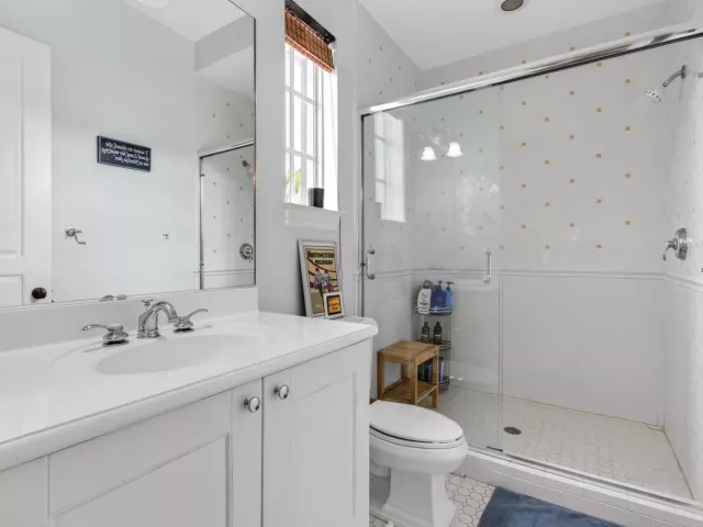 Продажа дома по адресу 365 W Mallory Circle - фото 9360221