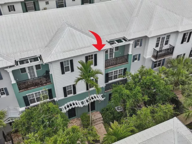 Продажа дома по адресу 365 W Mallory Circle - фото 9360230