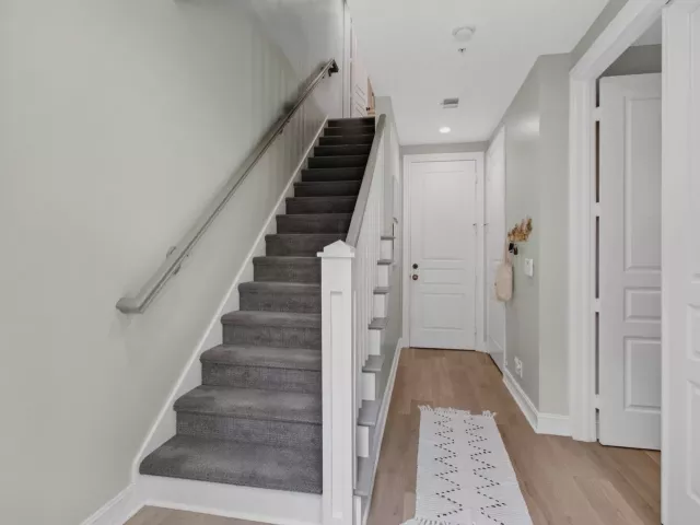 Продажа дома по адресу 365 W Mallory Circle - фото 9360193