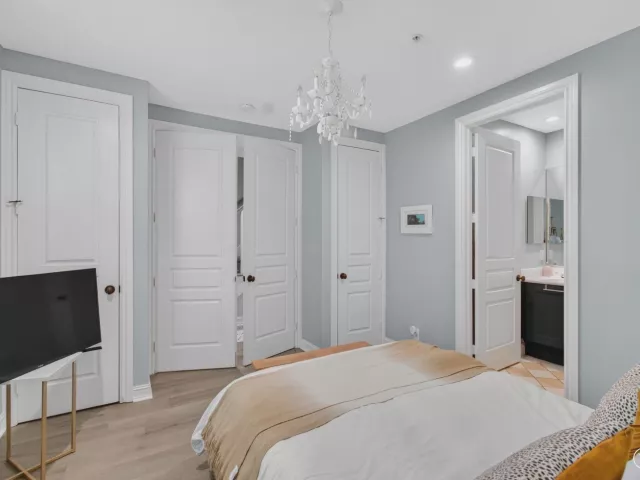 Продажа дома по адресу 365 W Mallory Circle - фото 9360195