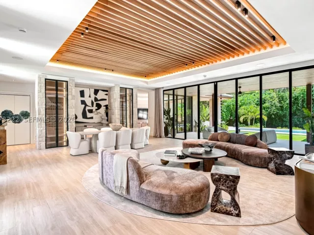Продажа дома по адресу 7840 SW 98th St - фото 9370020