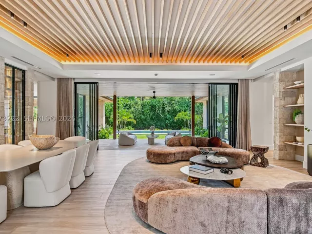 Продажа дома по адресу 7840 SW 98th St - фото 9370024