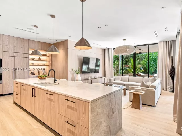 Продажа дома по адресу 7840 SW 98th St - фото 9370026