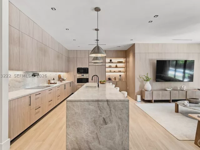 Продажа дома по адресу 7840 SW 98th St - фото 9370027