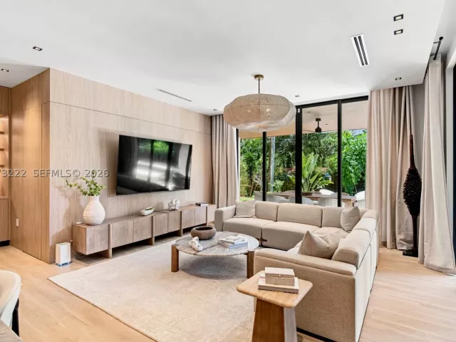 Продажа дома по адресу 7840 SW 98th St - фото 9370033