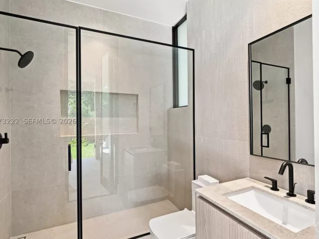 Продажа дома по адресу 7840 SW 98th St - фото 9370042