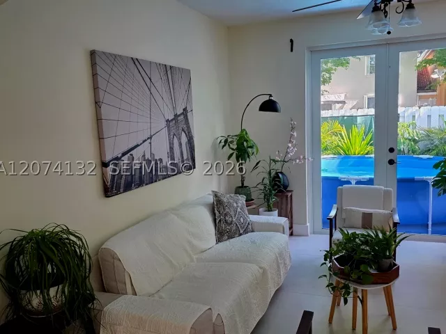 Продажа дома по адресу 16011 SW 87th Ter - фото 9336337