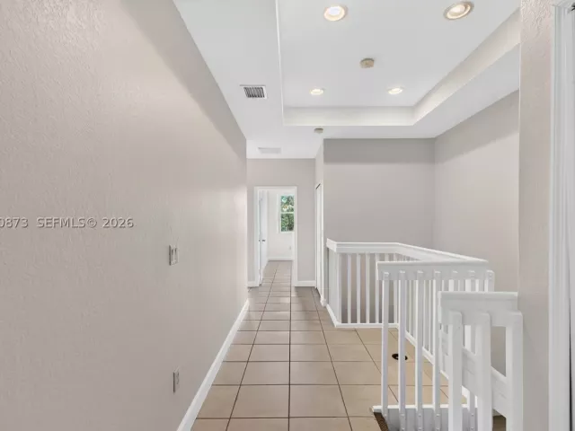 Продажа дома по адресу 14946 SW 9th Way - фото 9336302