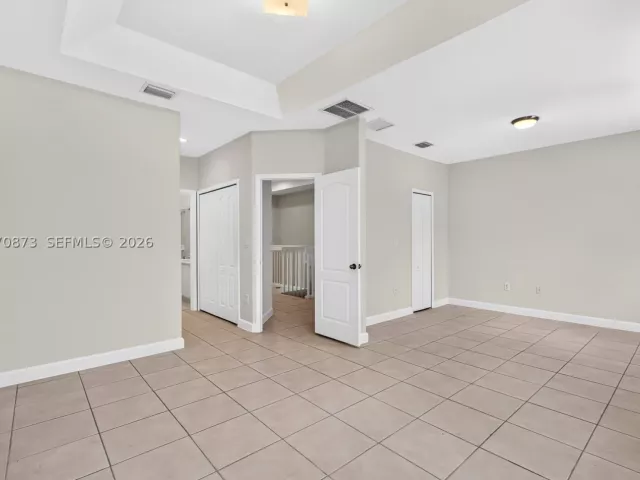 Продажа дома по адресу 14946 SW 9th Way - фото 9336304