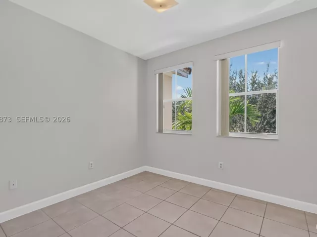 Продажа дома по адресу 14946 SW 9th Way - фото 9336311