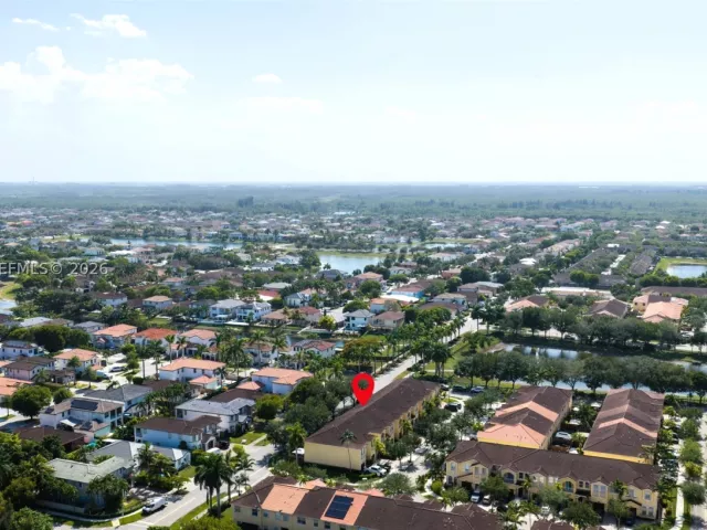 Продажа дома по адресу 14946 SW 9th Way - фото 9336317