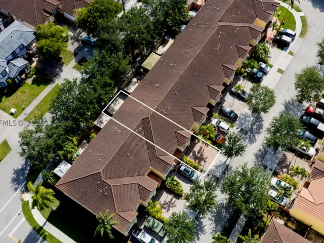 Продажа дома по адресу 14946 SW 9th Way - фото 9336321