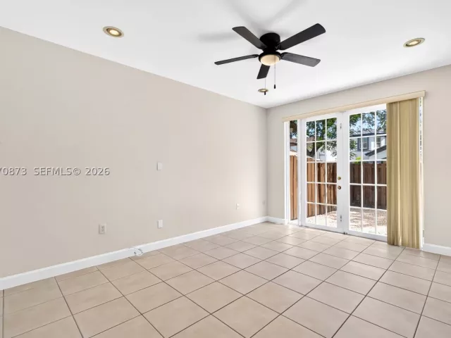 Продажа дома по адресу 14946 SW 9th Way - фото 9336330