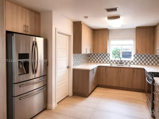 Продажа дома по адресу 9461 SW 62nd St - фото 9336673