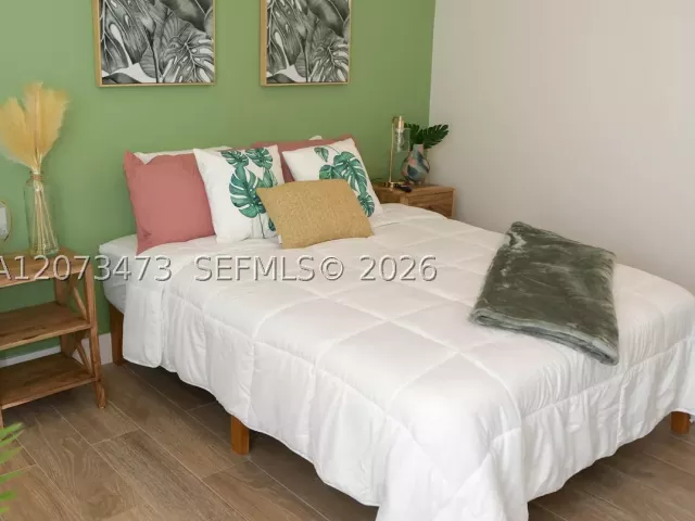 Продажа дома по адресу 1274 SW 5th St - фото 9336653