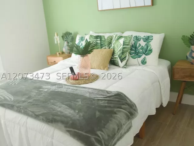 Продажа дома по адресу 1274 SW 5th St - фото 9336658