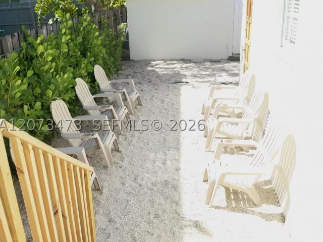 Продажа дома по адресу 1274 SW 5th St - фото 9336660
