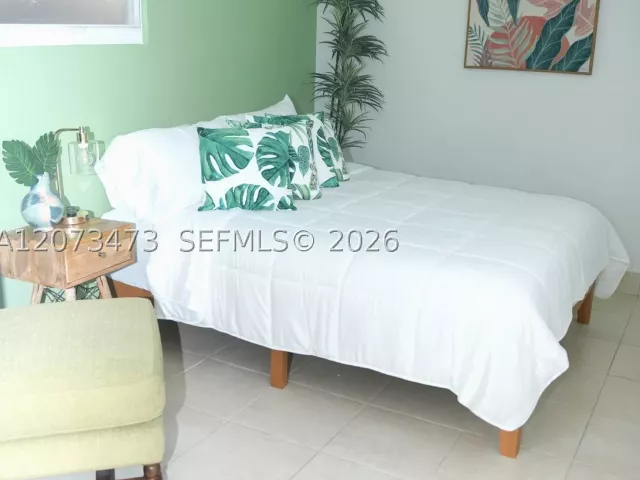 Продажа дома по адресу 1274 SW 5th St - фото 9336663