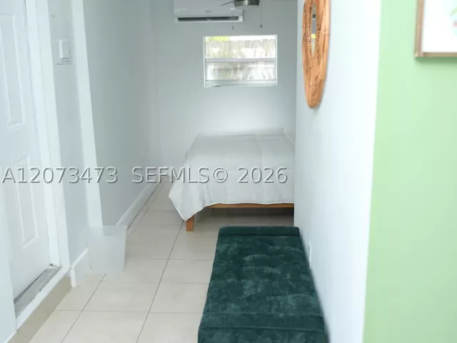 Продажа дома по адресу 1274 SW 5th St - фото 9336665