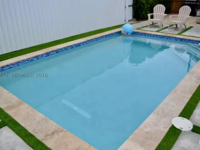 Продажа дома по адресу 1274 SW 5th St - фото 9336669