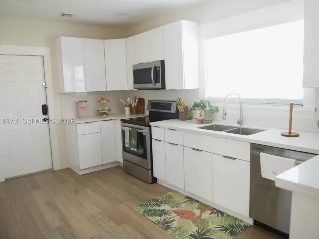 Продажа дома по адресу 1274 SW 5th St - фото 9336648