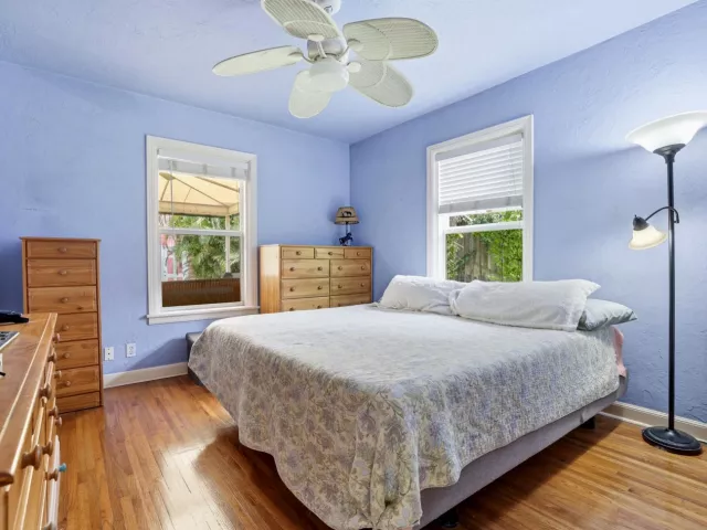 Продажа дома по адресу 227 S SWINTON Avenue - фото 9335880