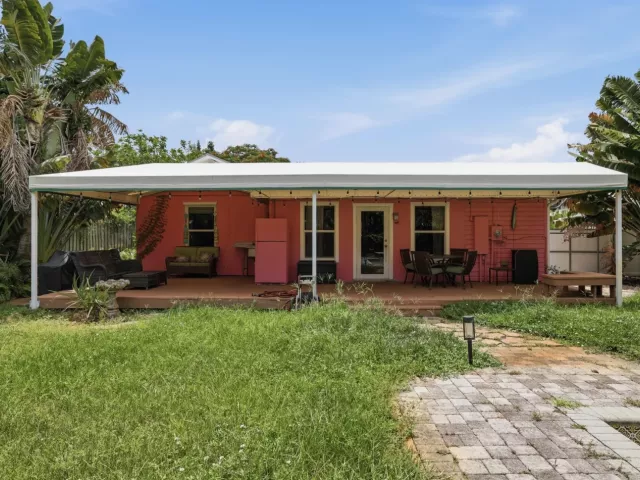 Продажа дома по адресу 227 S SWINTON Avenue - фото 9335884