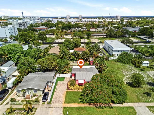 Продажа дома по адресу 227 S SWINTON Avenue - фото 9335887